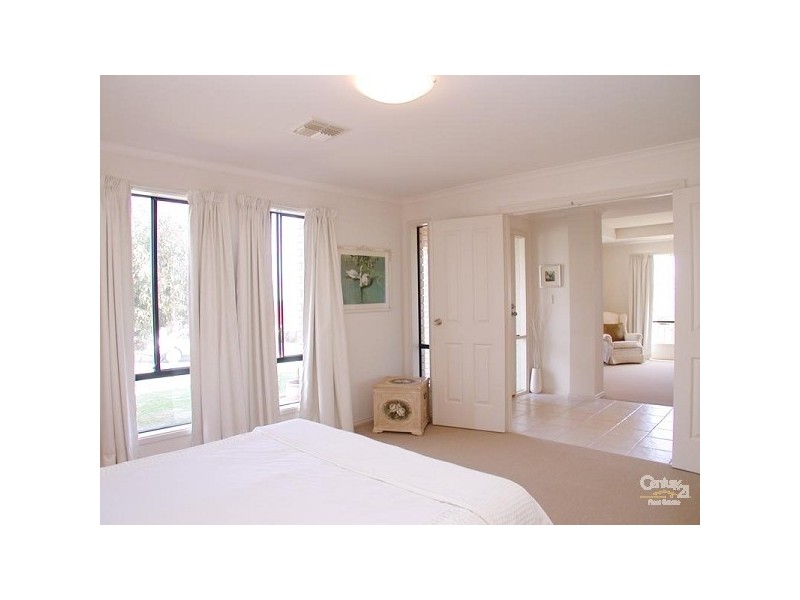 6 Tennyson Street, Seaford Rise SA 5169