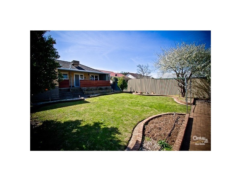 18 Wahratta Avenue, Morphett Vale SA 5162