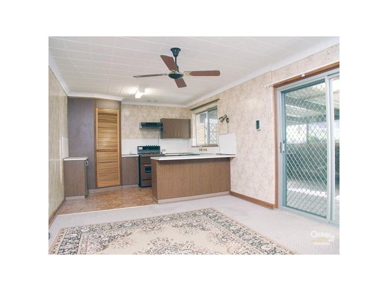 6 Martin Road, Morphett Vale SA 5162