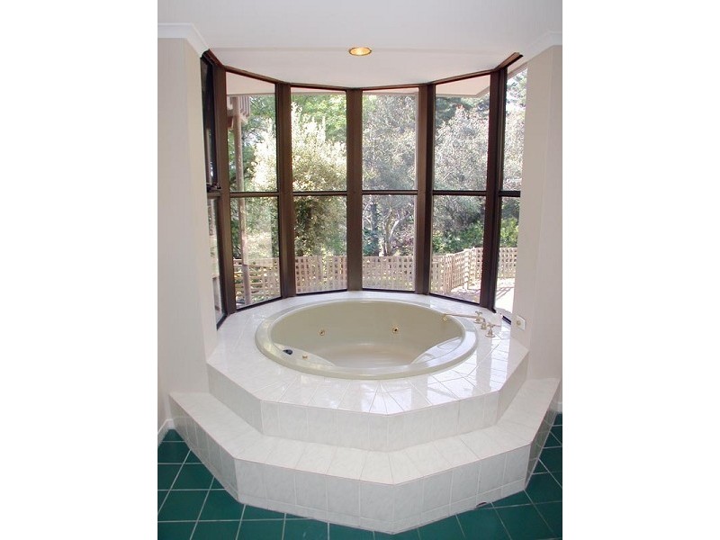 219 Windebanks Road, Aberfoyle Park SA 5159