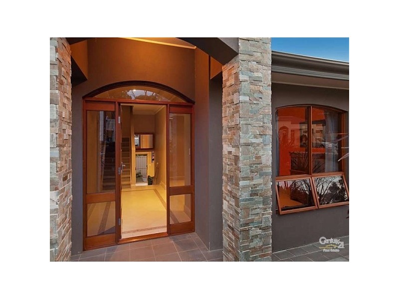 11 Cinnamon Way, Aberfoyle Park SA 5159