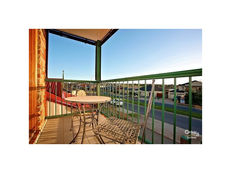 128 Grand Boulevard, Seaford Rise SA 5169