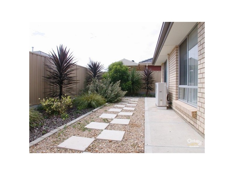 13 Signal Street, Seaford Meadows SA 5169