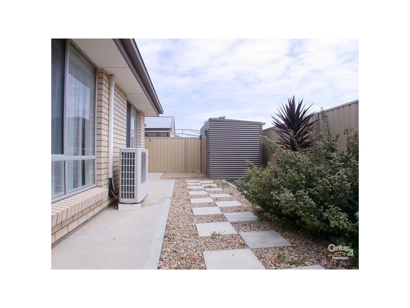 13 Signal Street, Seaford Meadows SA 5169