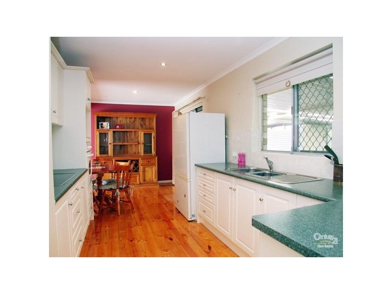 40 Kentwood Rd, Morphett Vale SA 5162