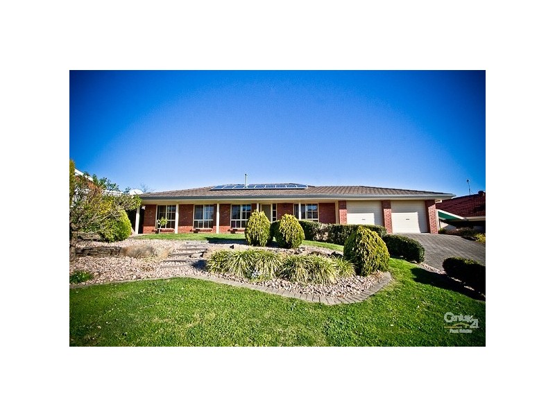 16 Headland Crescent, Woodcroft SA 5162