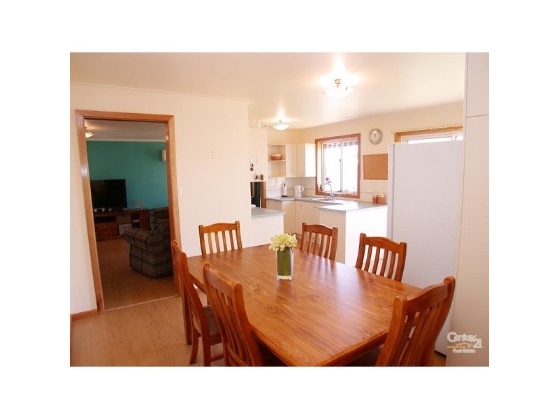 16 Thomas Crescent, Reynella SA 5161