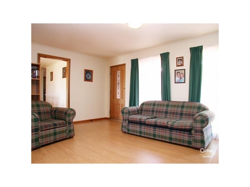 16 Thomas Crescent, Reynella SA 5161