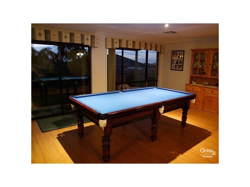 8 Stanford Glen, Seaford Rise SA 5169