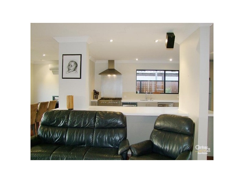 10 Compass Drive, Seaford SA 5169