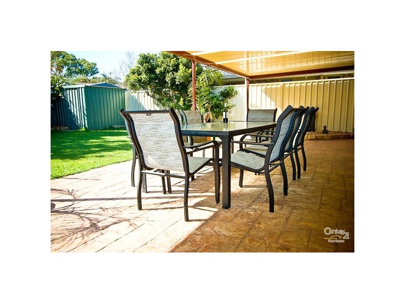 31 Barrdickson Crescent, Happy Valley SA 5159