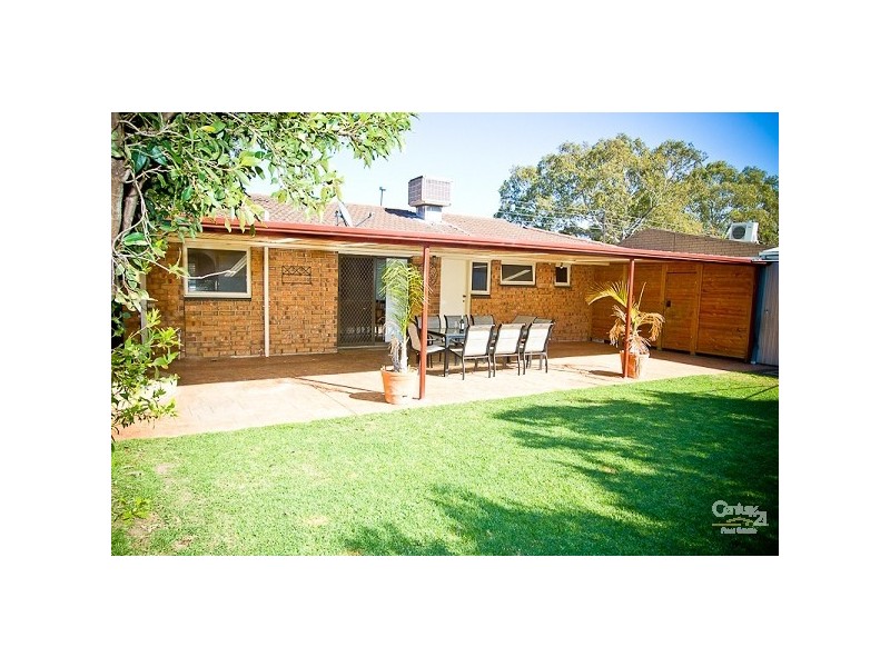 31 Barrdickson Crescent, Happy Valley SA 5159