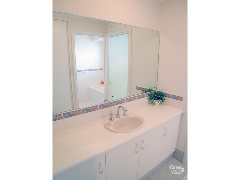 4 Annabelle Court, Hallett Cove SA 5158