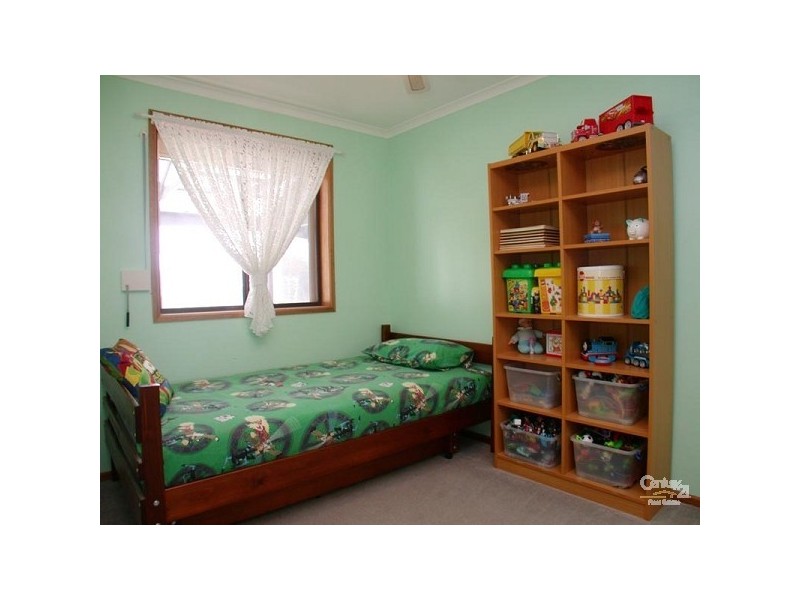 43 Hendrix Crescent, Woodcroft SA 5162