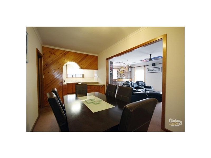 14 Hammond Avenue, Morphett Vale SA 5162