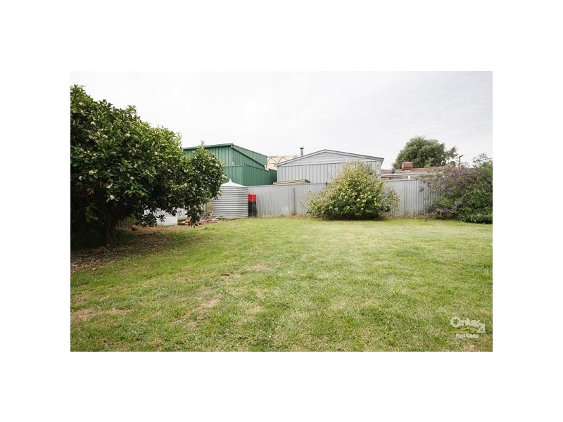 14 Hammond Avenue, Morphett Vale SA 5162