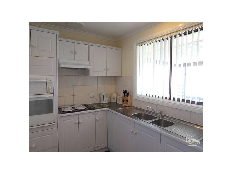 17 Leane St, Huntfield Heights SA 5163