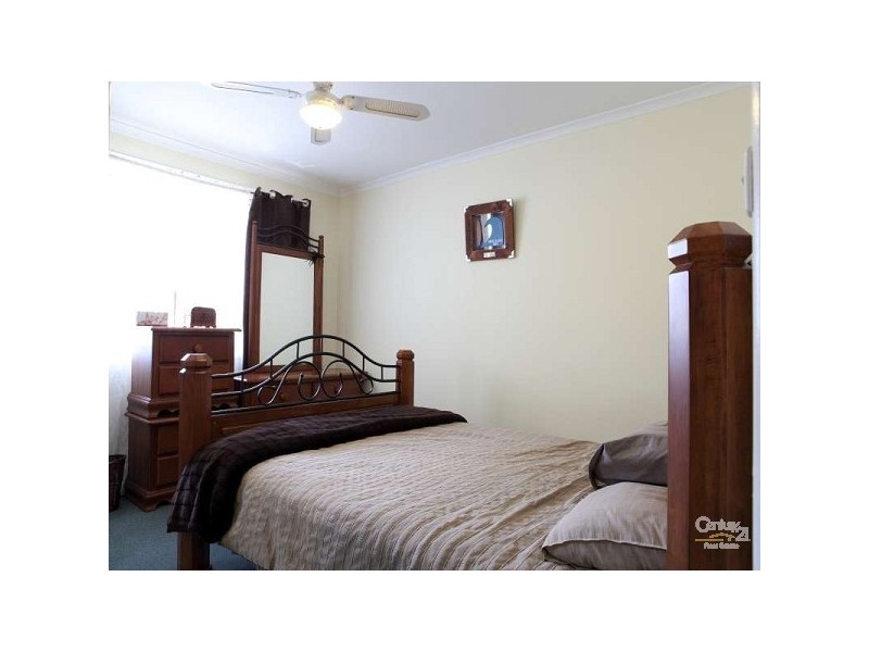 17 Leane St, Huntfield Heights SA 5163