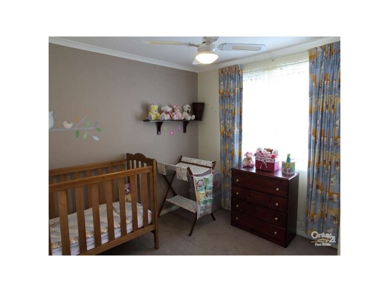 17 Leane St, Huntfield Heights SA 5163