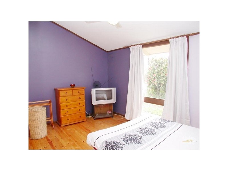 2 Barcelona Drive, Happy Valley SA 5159