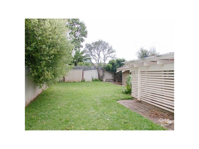 2 Barcelona Drive, Happy Valley SA 5159