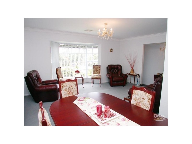 15 Tripoli Road, Happy Valley SA 5159