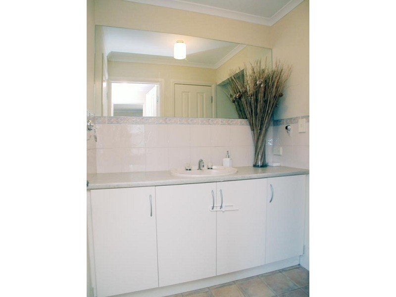 10 Garden Ct off Griffiths Drive, Seaford SA 5169