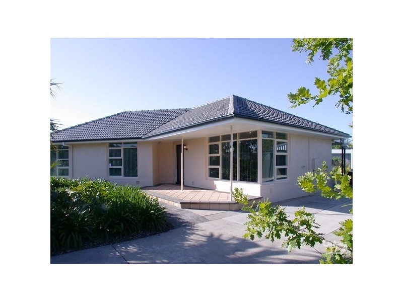 2 Louisa Street, Morphett Vale SA 5162