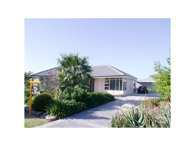2 Louisa Street, Morphett Vale SA 5162