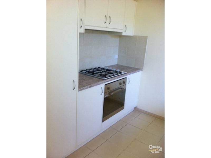 2/6 Booth Ave, Morphett Vale SA 5162