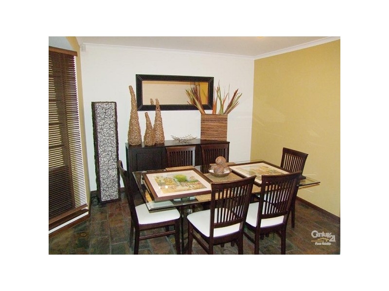 19 Barossa Crescent, Hallett Cove SA 5158