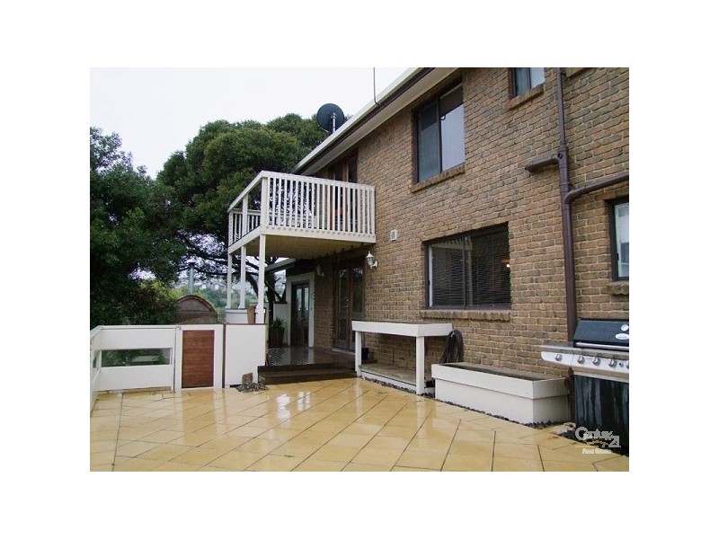 19 Barossa Crescent, Hallett Cove SA 5158