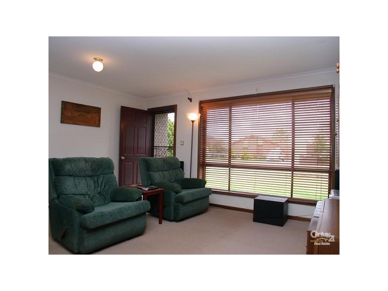 31 Kwinana Crescent, Port Noarlunga South SA 5167