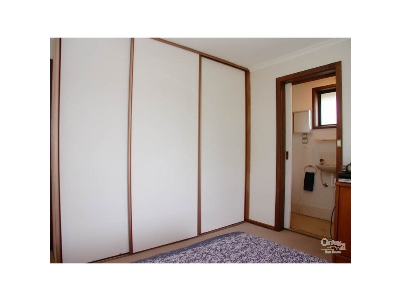 31 Kwinana Crescent, Port Noarlunga South SA 5167