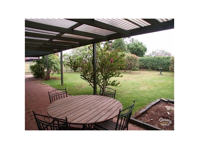 31 Kwinana Crescent, Port Noarlunga South SA 5167