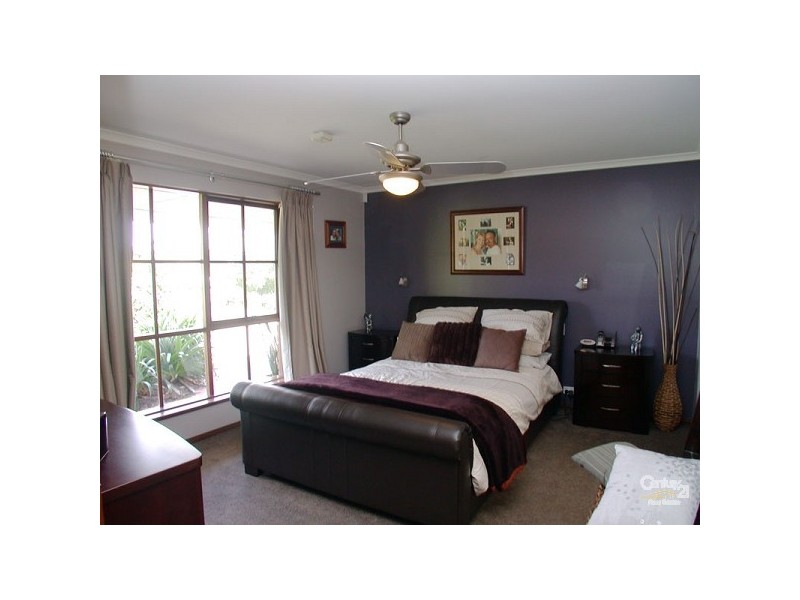 57 Equestrian Drive, Woodcroft SA 5162