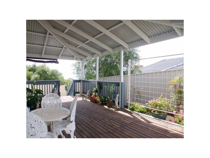 15 John Terrace, O’sullivan Beach SA 5166