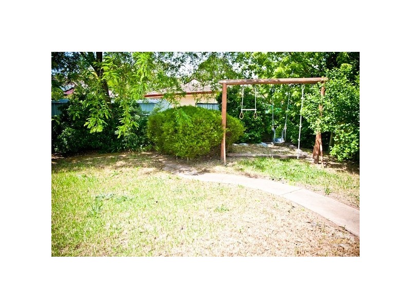 27 Paterson Drive, Hackham SA 5163