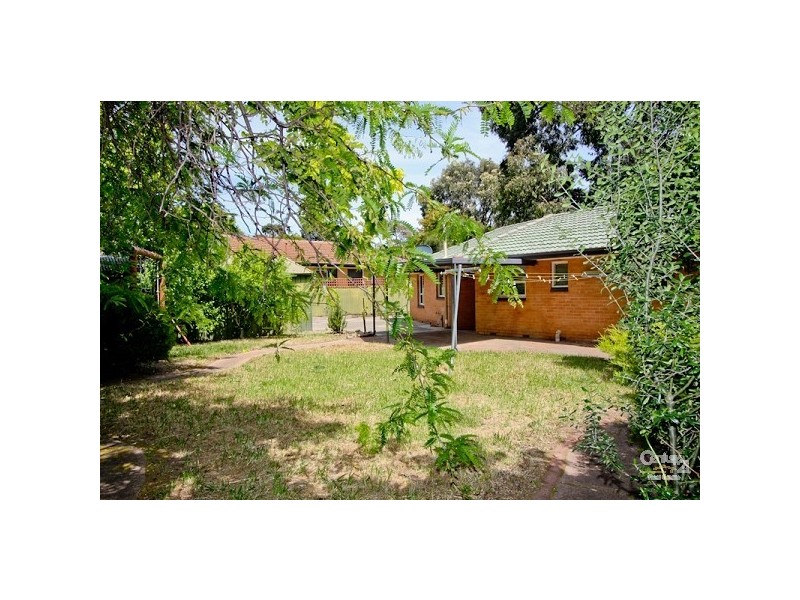 27 Paterson Drive, Hackham SA 5163