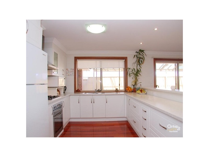 18 Knoll Avenue, Aldinga Beach SA 5173