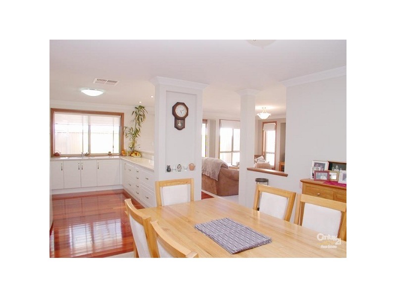 18 Knoll Avenue, Aldinga Beach SA 5173