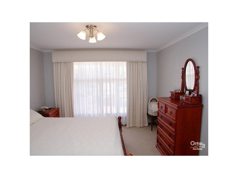 18 Knoll Avenue, Aldinga Beach SA 5173