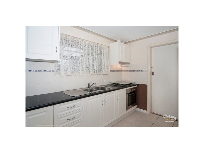 24 Greenloop Crescent, Huntfield Heights SA 5163