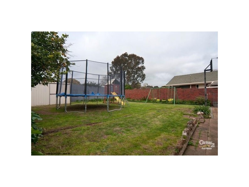 24 Greenloop Crescent, Huntfield Heights SA 5163