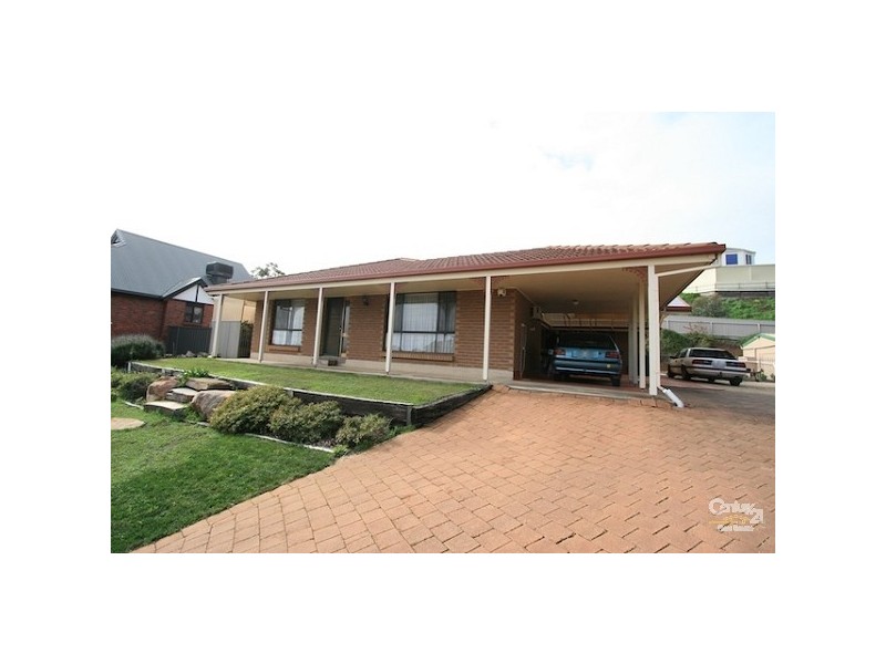 7 Caspian Court, Woodcroft SA 5162