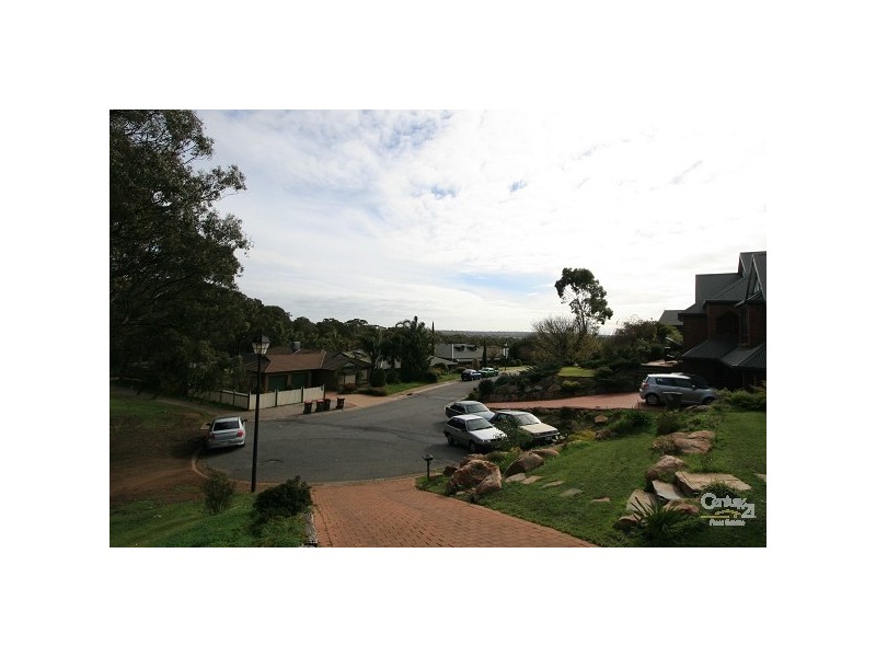 7 Caspian Court, Woodcroft SA 5162