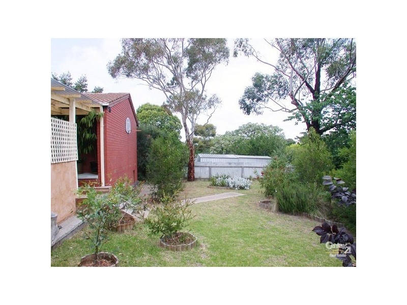 33 Helsinki Road, Hackham West SA 5163