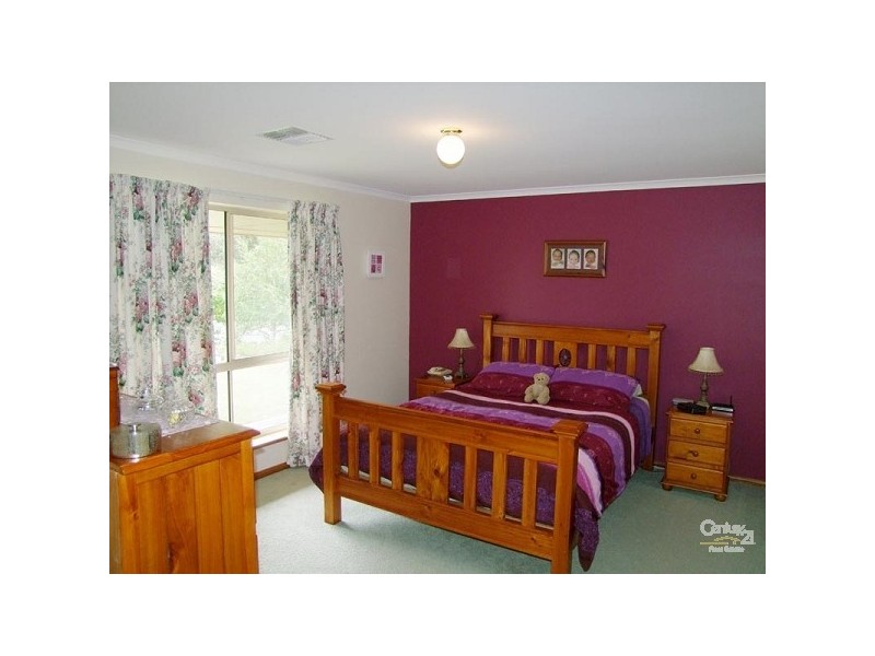 33 Gamay Drive, Old Reynella SA 5161