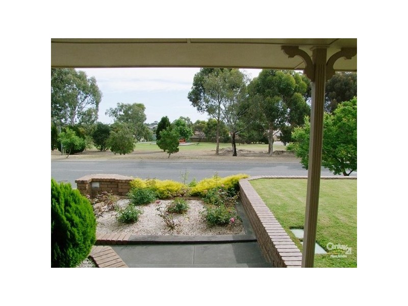 33 Gamay Drive, Old Reynella SA 5161