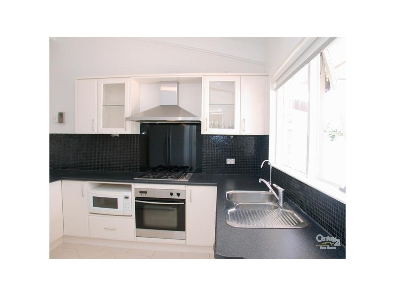 28 Glenda Avenue, Morphett Vale SA 5162